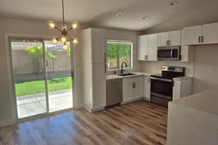 21 N Pueblo St, Gilbert, AZ 85233 - Photo 11