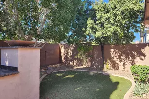 2736 E Sourwood Dr, Gilbert, AZ 85298 - Photo 21