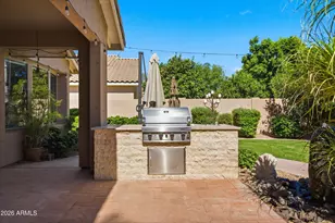 218 W Vinedo Ln, Tempe, AZ 85284 - Photo 47