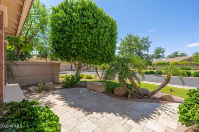 218 W Vinedo Lane, Tempe, AZ 85284 - Photo 9