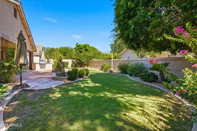 218 W Vinedo Lane, Tempe, AZ 85284 - Photo 51