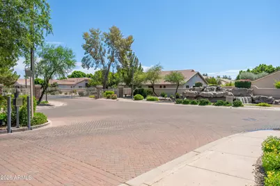 218 W Vinedo Lane, Tempe, AZ 85284 - Photo 71