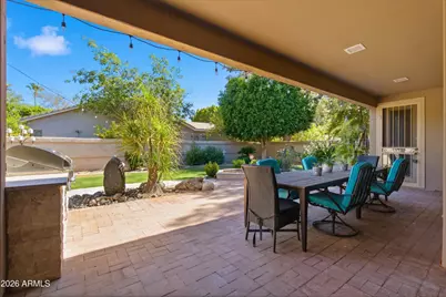 218 W Vinedo Lane, Tempe, AZ 85284 - Photo 43