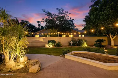 218 W Vinedo Lane, Tempe, AZ 85284 - Photo 57