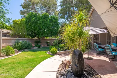 218 W Vinedo Lane, Tempe, AZ 85284 - Photo 17