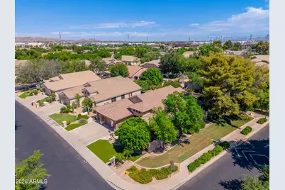 218 W Vinedo Lane, Tempe, AZ 85284 - Photo 59