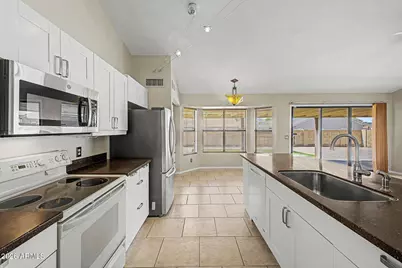 4575 W Oraibi Drive, Glendale, AZ 85308 - Photo 5