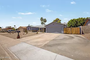 10422 S 44th St, Phoenix, AZ 85044 - Photo 3