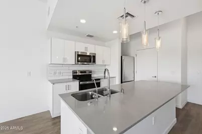 1130 N 2nd Street #313, Phoenix, AZ 85004 - Photo 1