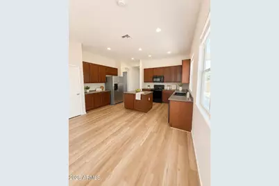2395 S Whetstone Place, Chandler, AZ 85286 - Photo 9