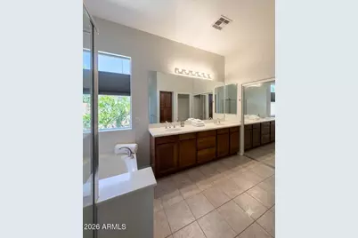 2395 S Whetstone Place, Chandler, AZ 85286 - Photo 11