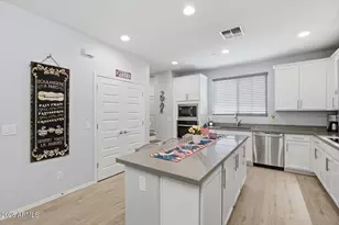 1732 E Dogwood Ln, Gilbert, AZ 85295 - Photo 21