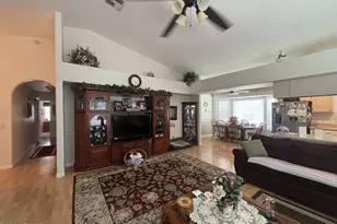 753 N Regent, Mesa, AZ 85205 - Photo 9
