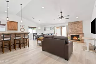 15425 N 63rd St, Scottsdale, AZ 85254 - Photo 5