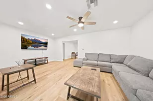 137 E Vista Del Cerro Dr, Tempe, AZ 85281 - Photo 5