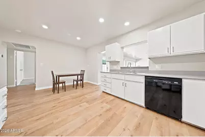 137 E Vista Del Cerro Drive, Tempe, AZ 85281 - Photo 13