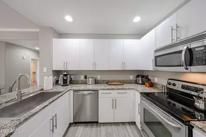 11640 N Tatum Boulevard #Unit 1097, Phoenix, AZ 85028 - Photo 13