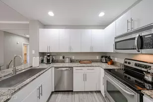11640 N Tatum Blvd, Phoenix, AZ 85028 - Photo 13