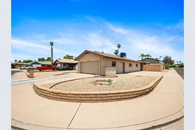 4604 W Gardenia Avenue, Glendale, AZ 85301 - Photo 3