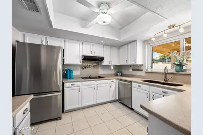 4604 W Gardenia Avenue, Glendale, AZ 85301 - Photo 15
