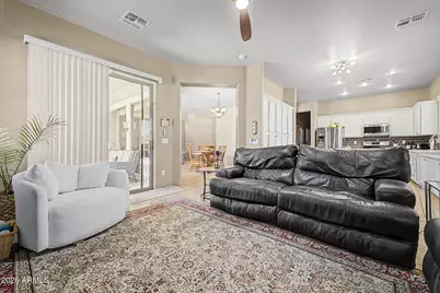 11017 W Washington Street, Avondale, AZ 85323 - Photo 5