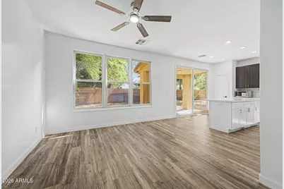 18293 W Elm Street, Surprise, AZ 85388 - Photo 7