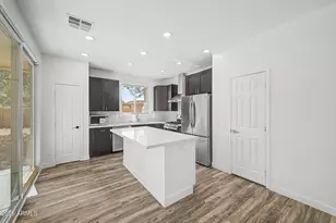 18293 W Elm St, Surprise, AZ 85388 - Photo 9