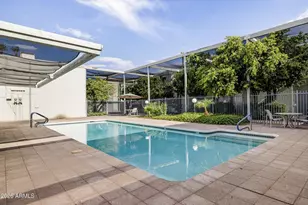 4401 N 40th St, Phoenix, AZ 85018 - Photo 23