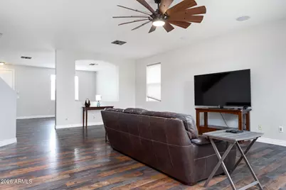 12217 W Daley Lane, Sun City, AZ 85373 - Photo 11