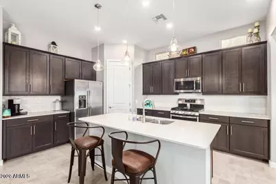 9803 E Thornbush Avenue, Mesa, AZ 85212 - Photo 7
