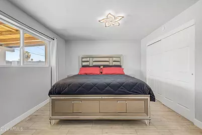 3639 W Lawrence Lane, Phoenix, AZ 85051 - Photo 17