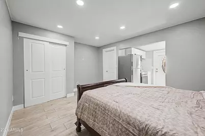 3639 W Lawrence Lane, Phoenix, AZ 85051 - Photo 31