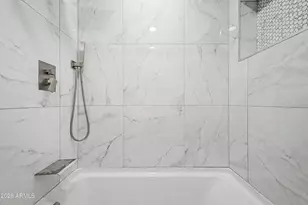 3639 W Lawrence Ln, Phoenix, AZ 85051 - Photo 21