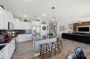 7238 N 88th Ln, Glendale, AZ 85305 - Photo 15