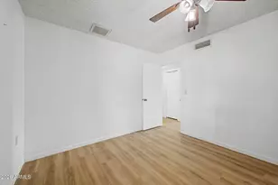 3054 W Tierra Buena Ln, Phoenix, AZ 85053 - Photo 31