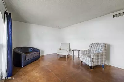 3054 W Tierra Buena Lane, Phoenix, AZ 85053 - Photo 5