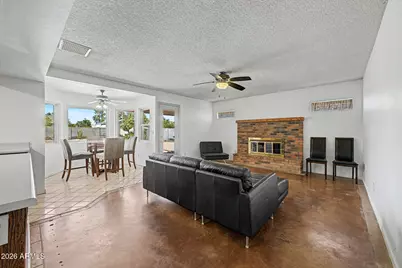 3054 W Tierra Buena Lane, Phoenix, AZ 85053 - Photo 9