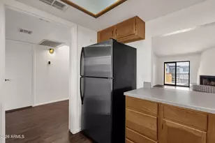 8344 N 21st Dr, Phoenix, AZ 85021 - Photo 9
