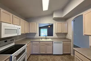 9148 W Canyon Dr, Peoria, AZ 85382 - Photo 5