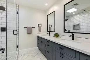 2409 E Solano Dr, Phoenix, AZ 85016 - Photo 13