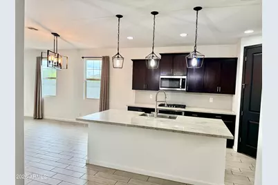 11002 W Marguerite Avenue, Tolleson, AZ 85353 - Photo 3