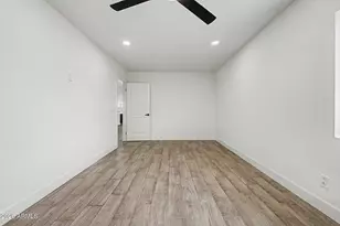 6117 W Moreland St, Phoenix, AZ 85043 - Photo 15