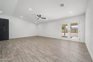 6117 W Moreland St, Phoenix, AZ 85043 - Photo 7
