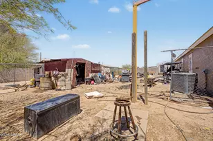 11382 W Custer Rd, Arizona City, AZ 85123 - Photo 17