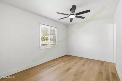 8608 E Whitton Avenue, Scottsdale, AZ 85251 - Photo 15