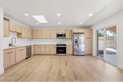 8608 E Whitton Avenue, Scottsdale, AZ 85251 - Photo 7