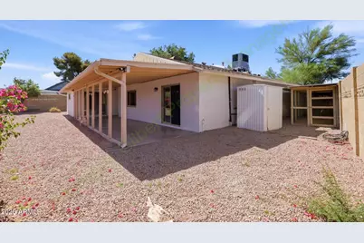 8608 E Whitton Avenue, Scottsdale, AZ 85251 - Photo 23