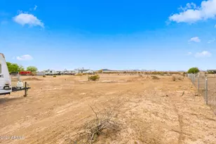 33201 W Siesta Way, Tonopah, AZ 85354 - Photo 31