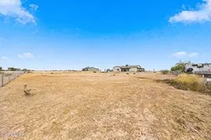 33201 W Siesta Way, Tonopah, AZ 85354 - Photo 33