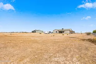 33201 W Siesta Way, Tonopah, AZ 85354 - Photo 33